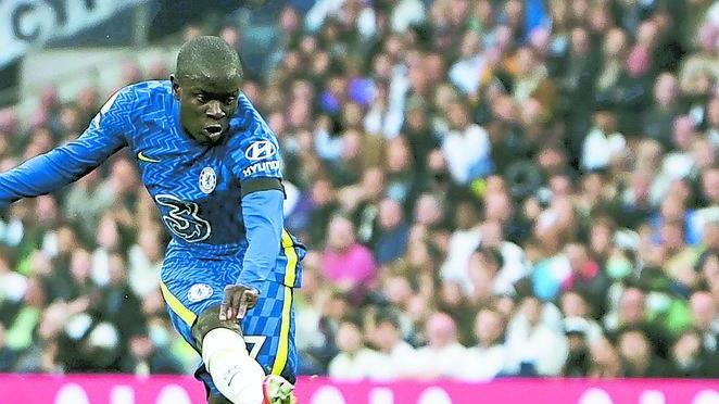 Non è vaccinato: Kante ha il Covid e salta la Juve