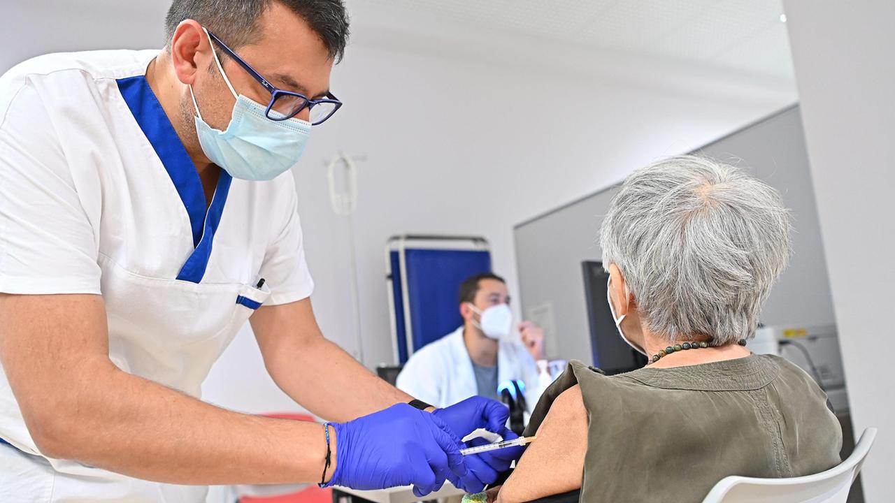 Vaccini Covid, in Gallura Open day itineranti per raggiungere gli indecisi