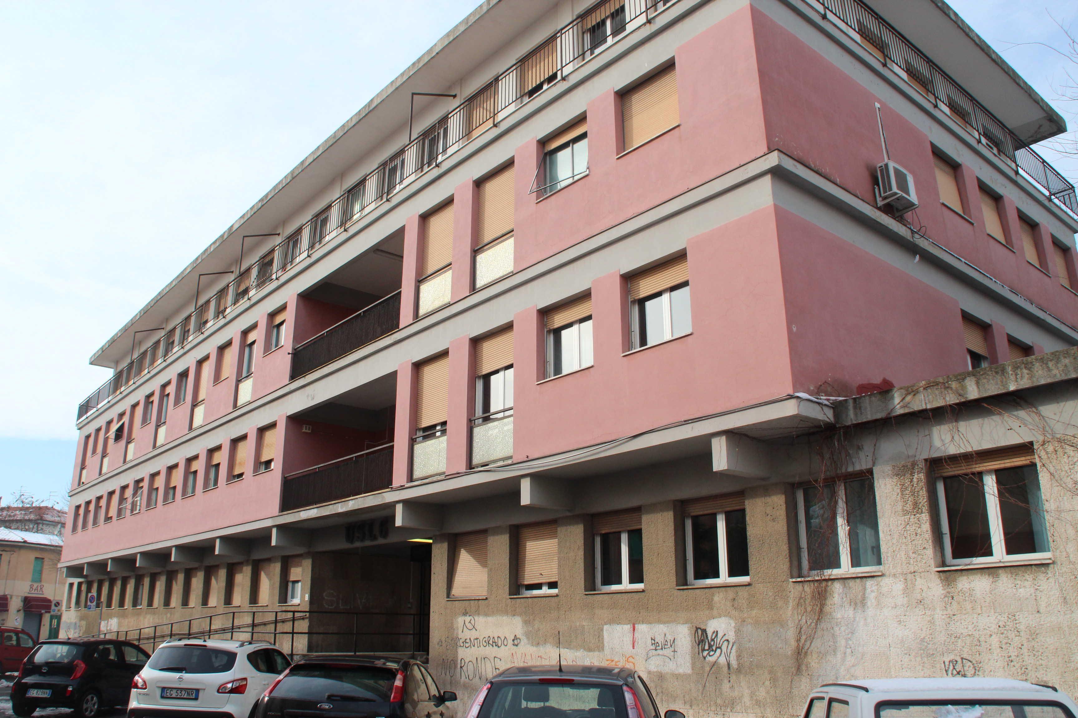 Cornicione crollato al distretto sanitario di Fiorentina: struttura chiusa per dieci giorni 