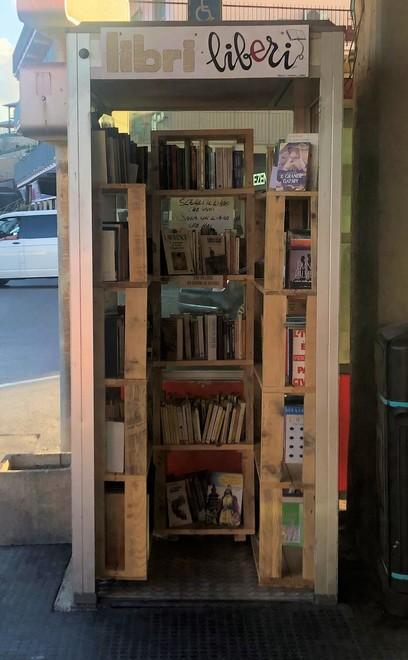 La cabina-libreria ha un nome