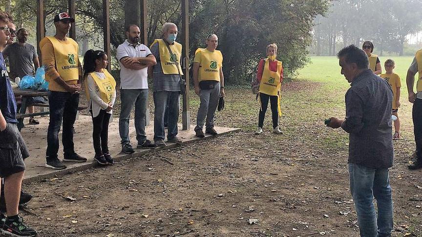 Un’isola ecologica contro l’abbandono della spazzatura
