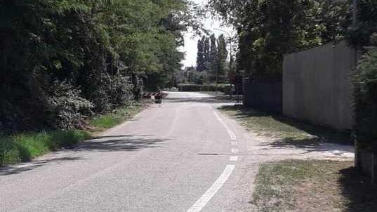 Alta velocità e rifiuti in strada Non c’è pace per via Imperiali