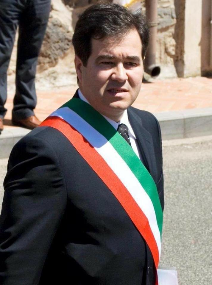 Tadasuni due ex si contendono la fascia tricolore 
