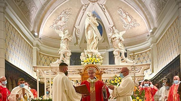 Ozieri, l’arcivescovo Corrado Melis ordina un nuovo diacono