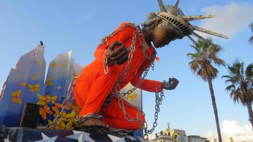 Carnevale di Viareggio, no della Fondazione alla chiusura posticipata