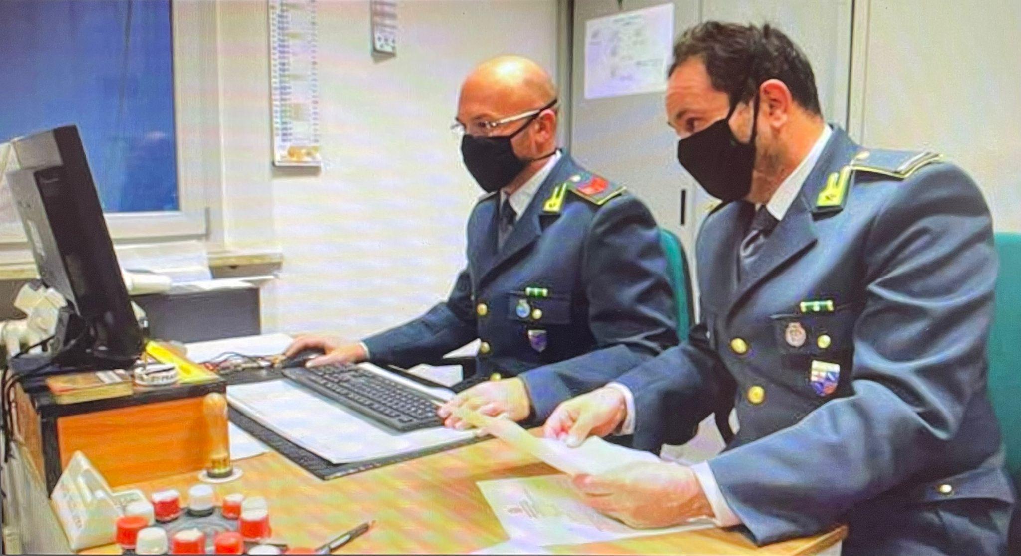 Le indagini della guardia di finanza hanno portato alla chiusura della chat della droga
