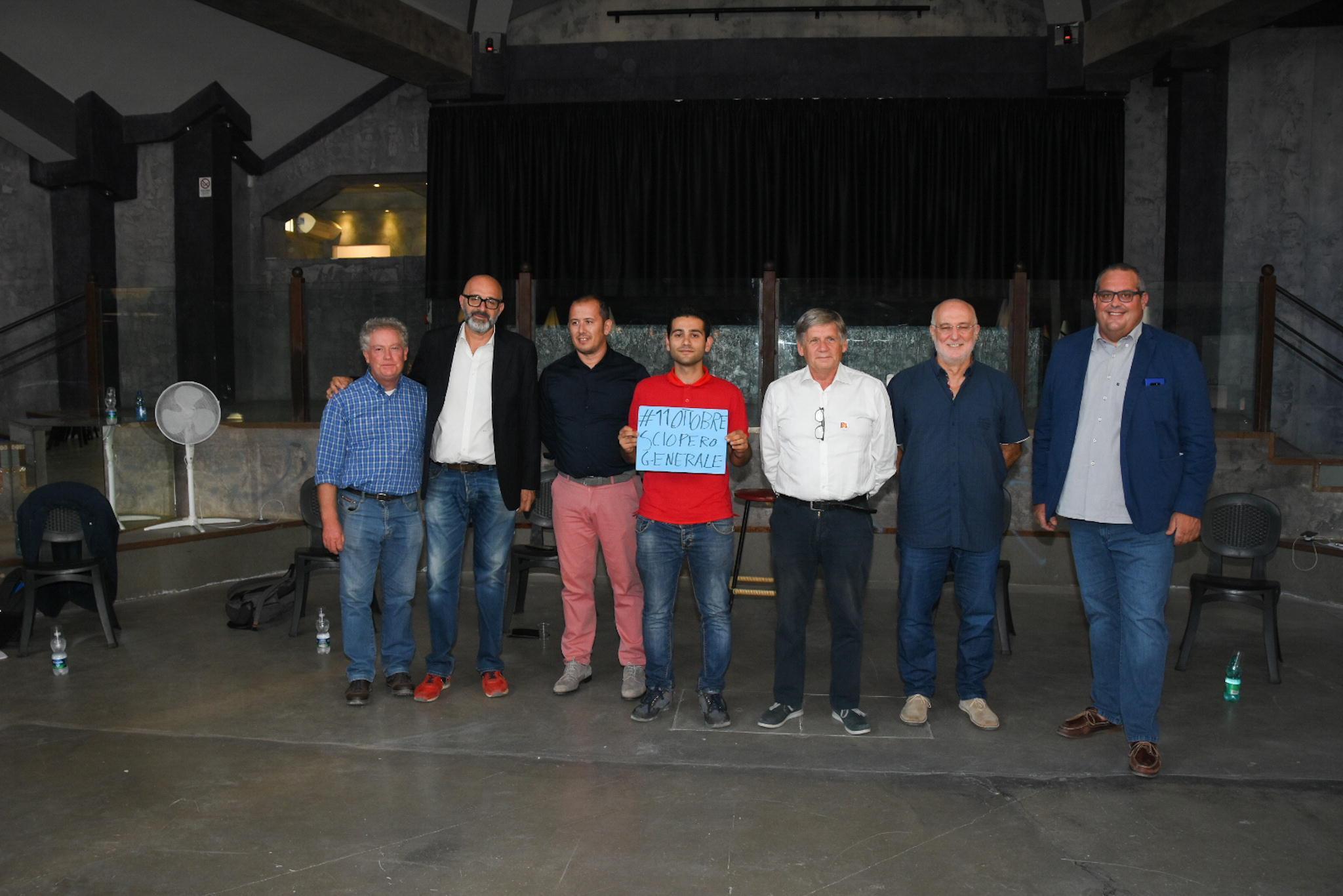 I candidati sindaco al dibattito del Tirreno, organizzato alla sala Eden (Foto AgenziaBF)
