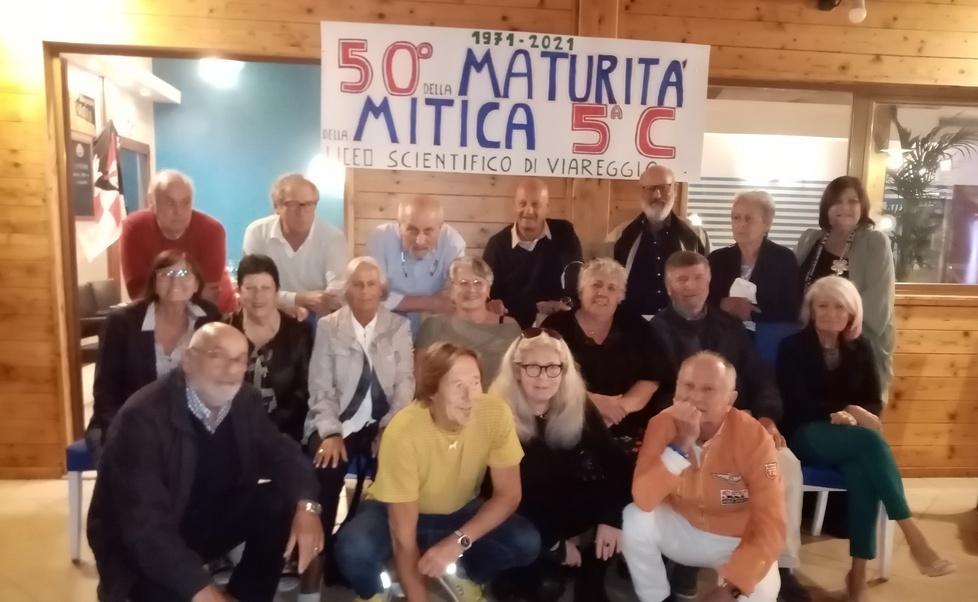 Aneddoti e la musica dell’Equipe 84: a cena insieme a 50 anni dalla maturità