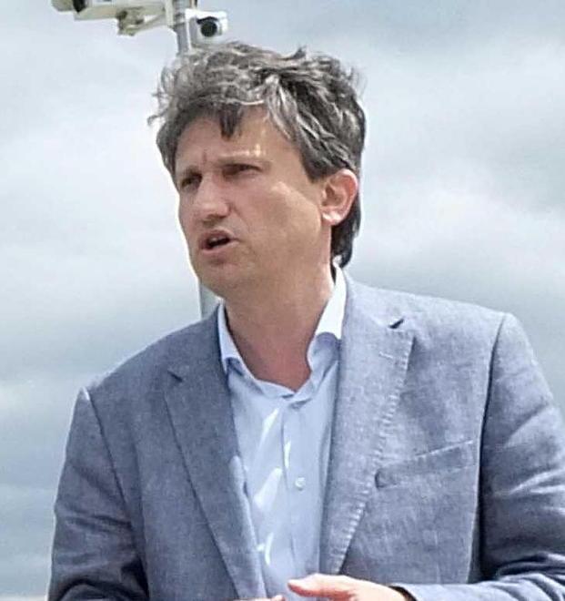 Dipendente Estar e anche presidente della Provincia
