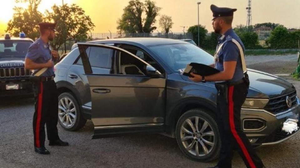 Massa Fiscaglia, ha “perso” l’auto che aveva in custodia: denunciato 45enne