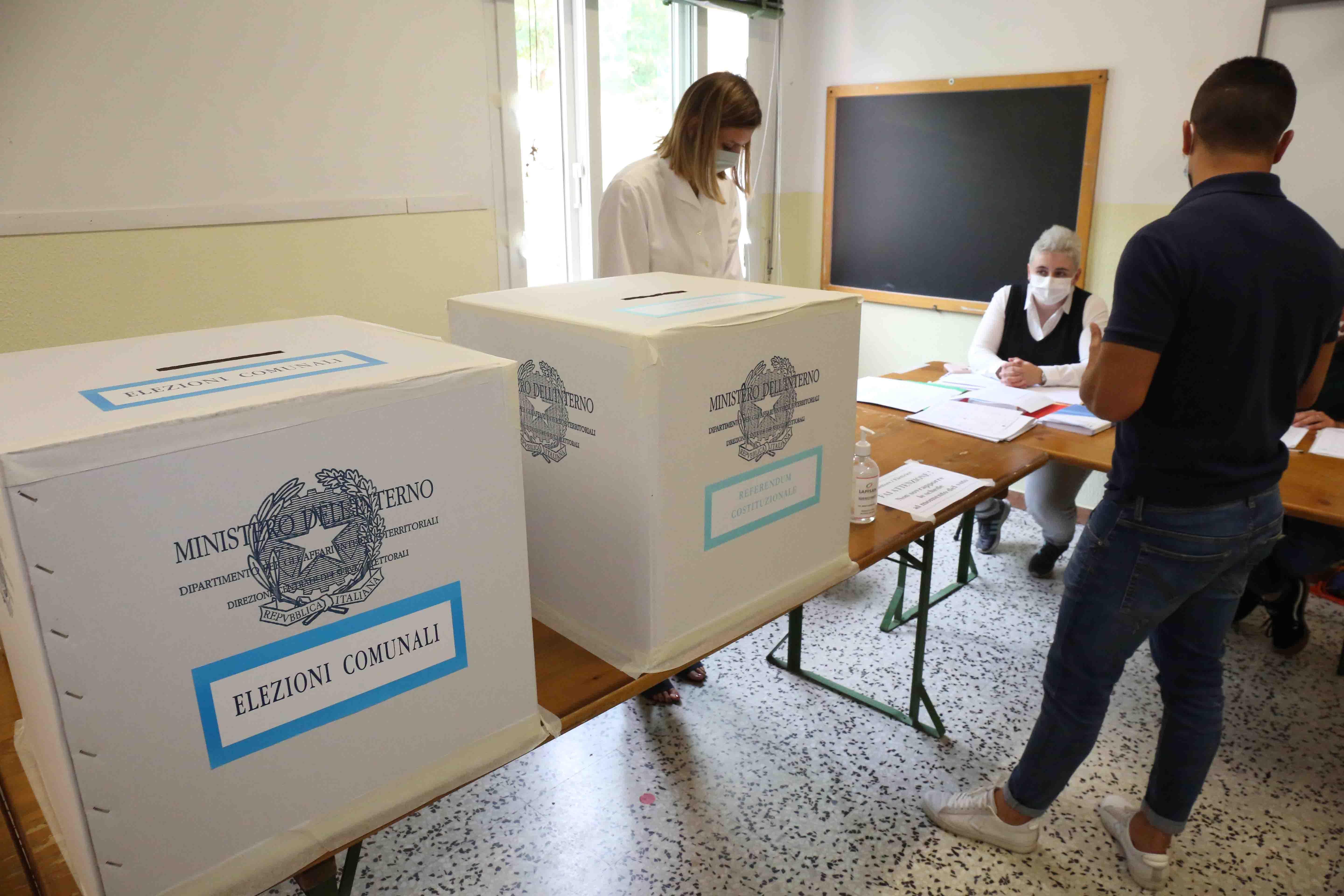 A Castiglione della Pescaia si vota in 10 sezioni (Foto d'archivio)