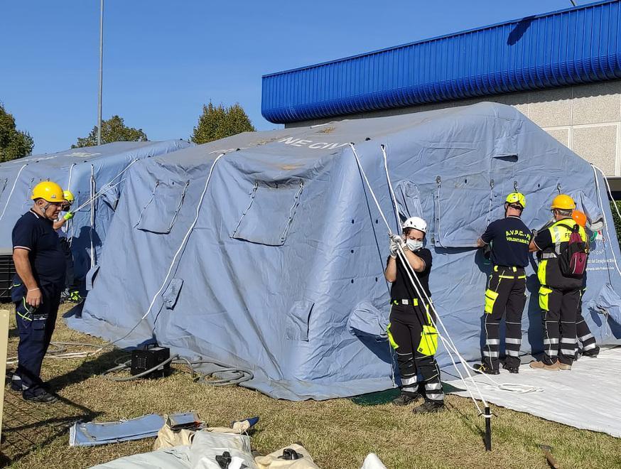 Protezione civile: volontari al lavoro 
