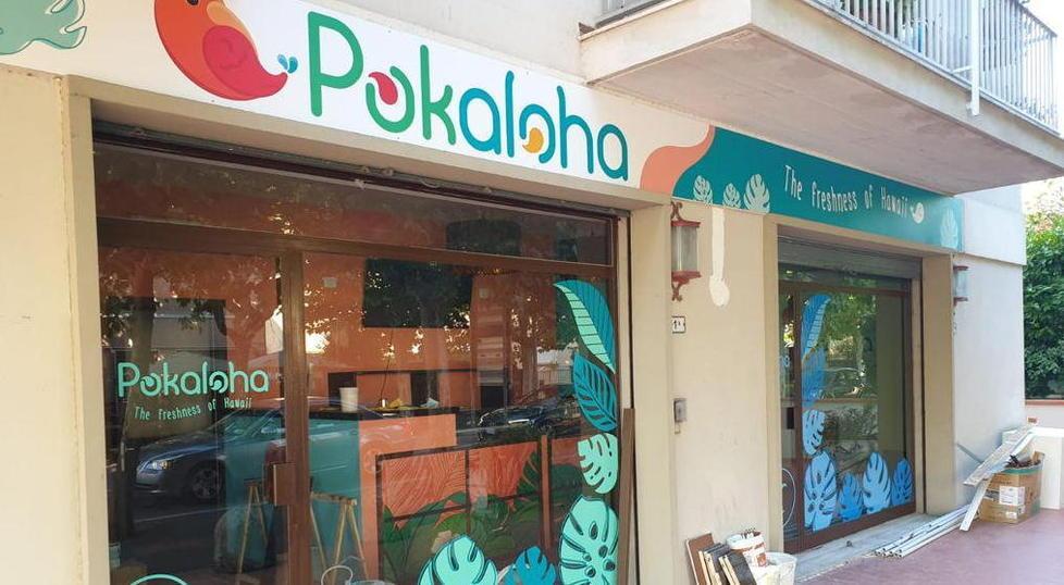 Pokaloha il nuovo locale all'inizio di via Simoncini all'algono con la via Lucchese