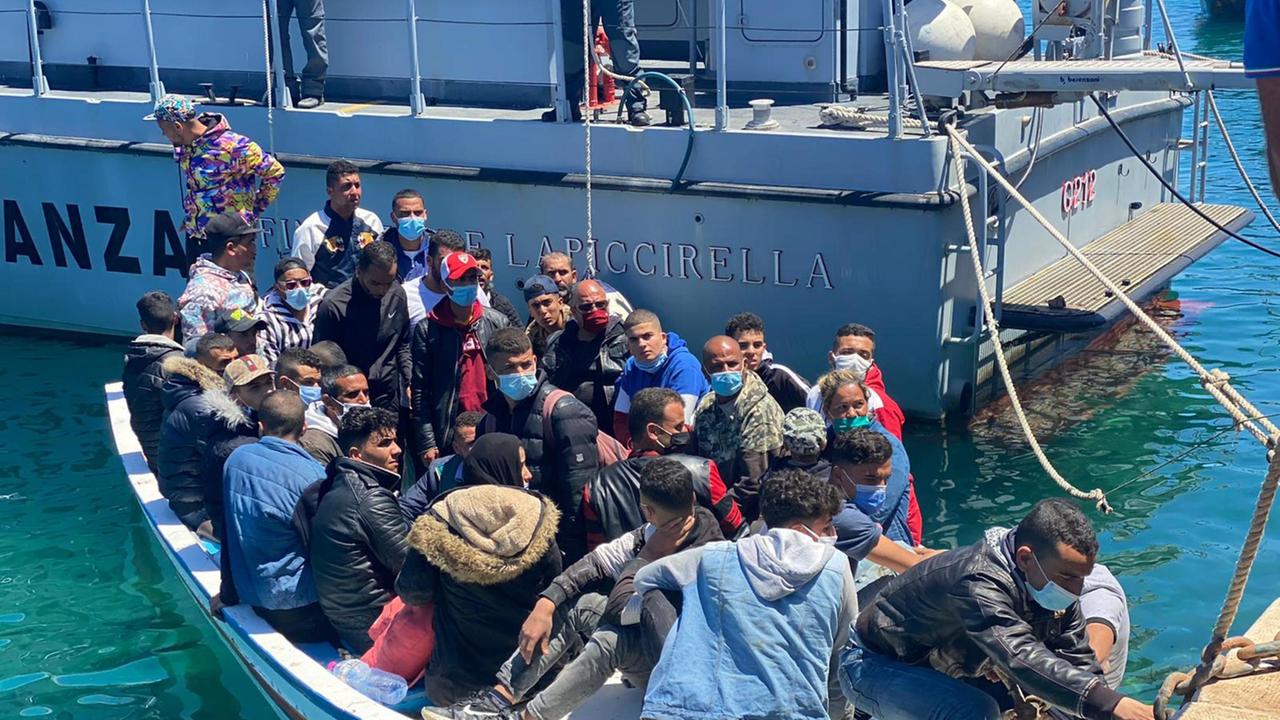 Barca di migranti, immagine di repertorio
