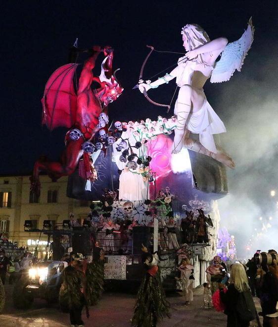 Oggi alle 16 la sfilata dei carri del Carnevale 