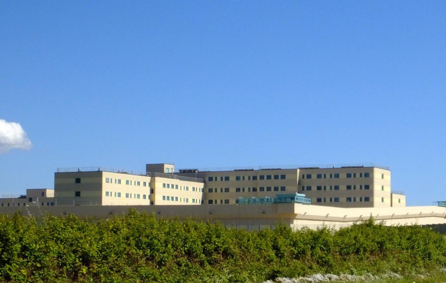 Detenuta tenta di impiccarsi, salvata 