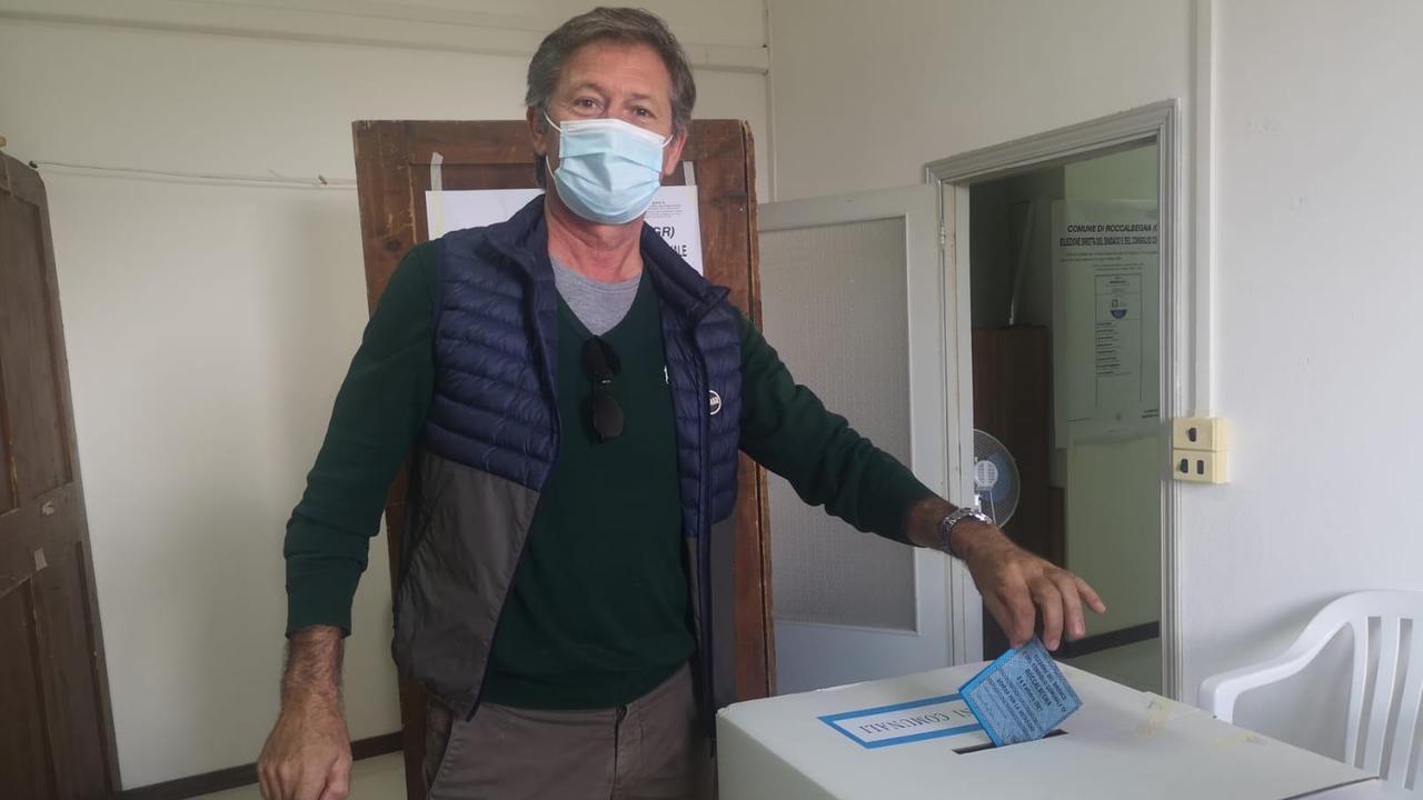 Massimo Galli al voto domenica 3 ottobre