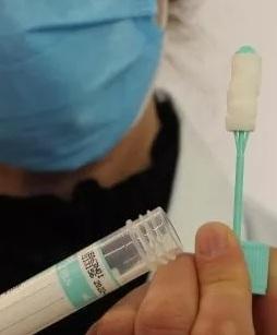 Covid, inizia domani il monitoraggio con i test salivari tra gli studenti 
