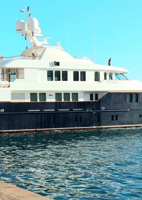 È tornato alla Pilarella il superyacht Rose Pigre