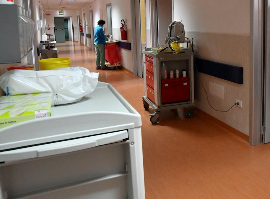 «Il tampone non è valido» e la visita al padre salta 