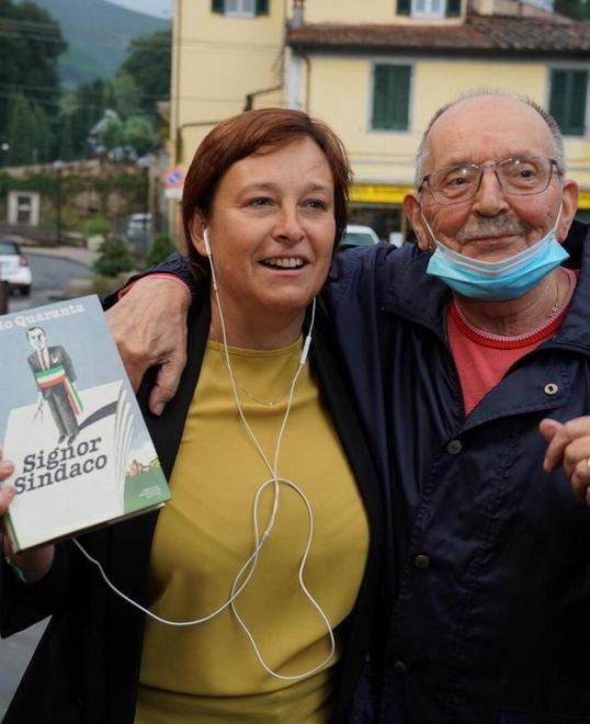 I cori di Antonio Mazzeo e il regalo dell’ex sindaco
