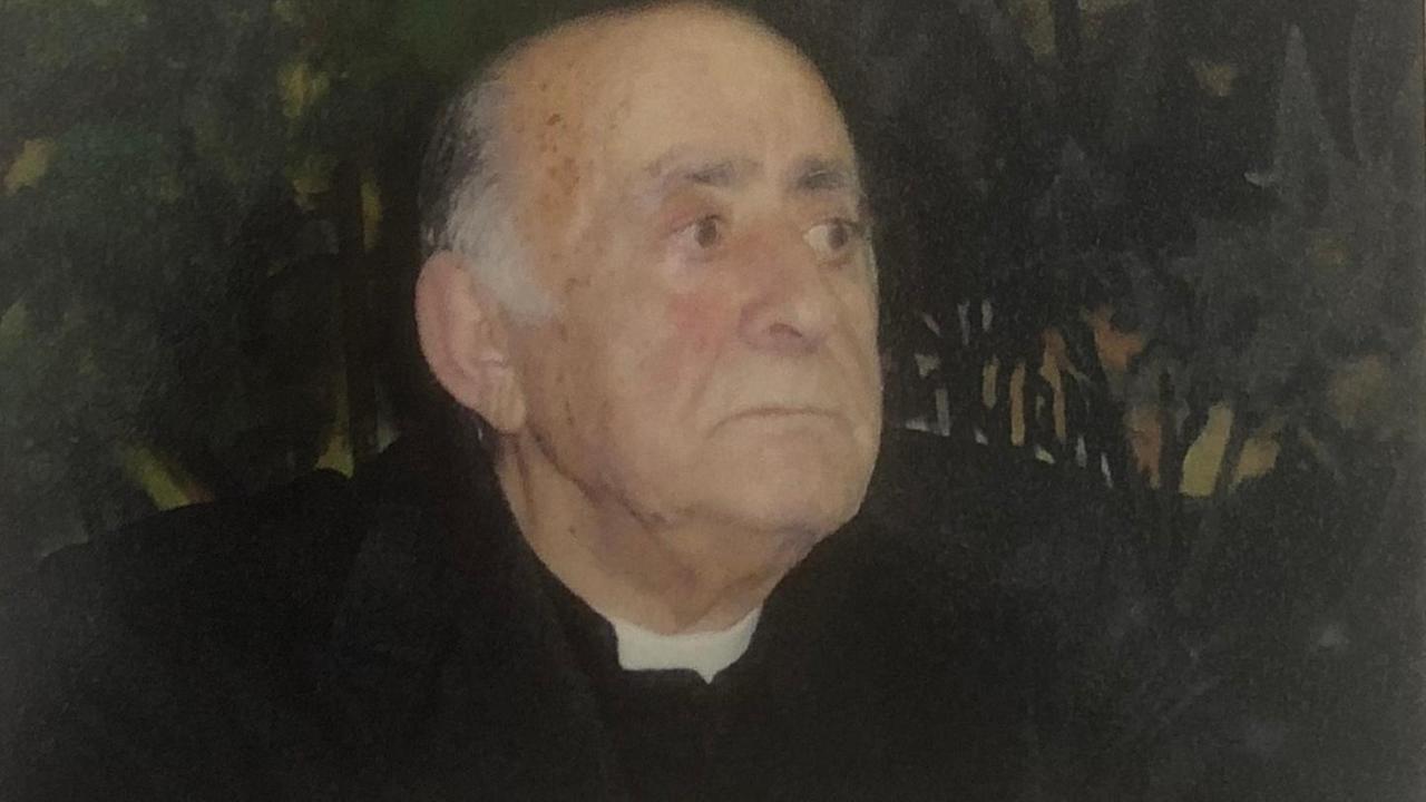 La Curia dedica un libro a don Francesco Amadu