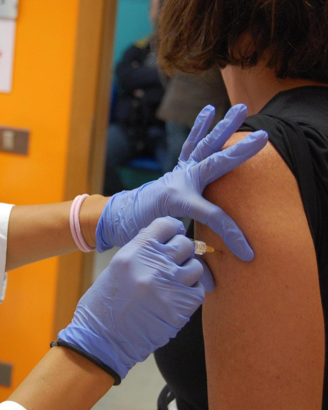 Un calcio alla pandemia, venerdì Open day in piazza d’Italia