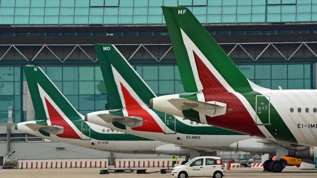 Continuità aerea, l'ultimatum di Solinas a Ita: «Documenti entro oggi»