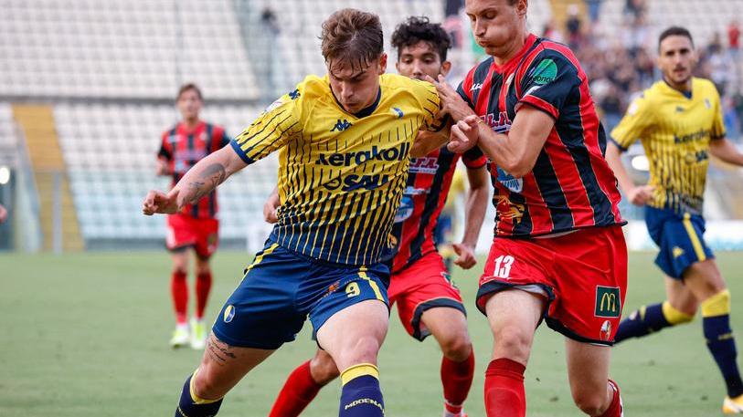 Lucchese, la difesa subisce troppi gol specialmente durante il secondo tempo