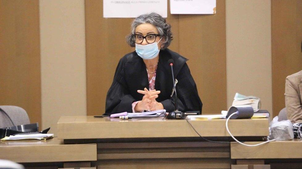 Furto al supermercato Un giovane clandestino patteggia dieci mesi