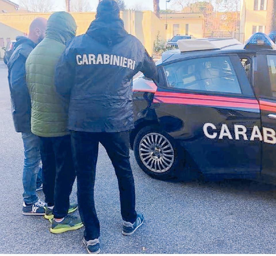 Uno dei rapinatori all'epoca arrestati dai carabinieri