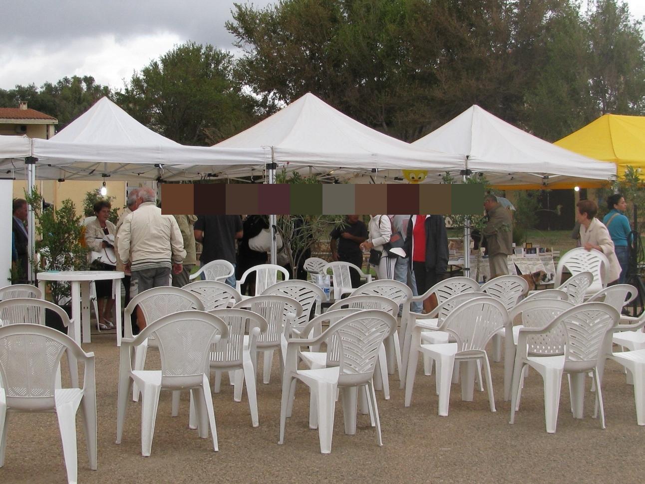 Covid, tavolini all'aperto a Cagliari: autorizzazioni fino a marzo 2022