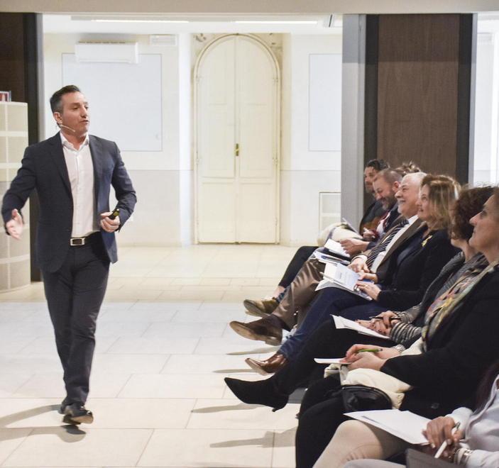 Consulenza e formazione Metodo di successo della livornese Lenovys