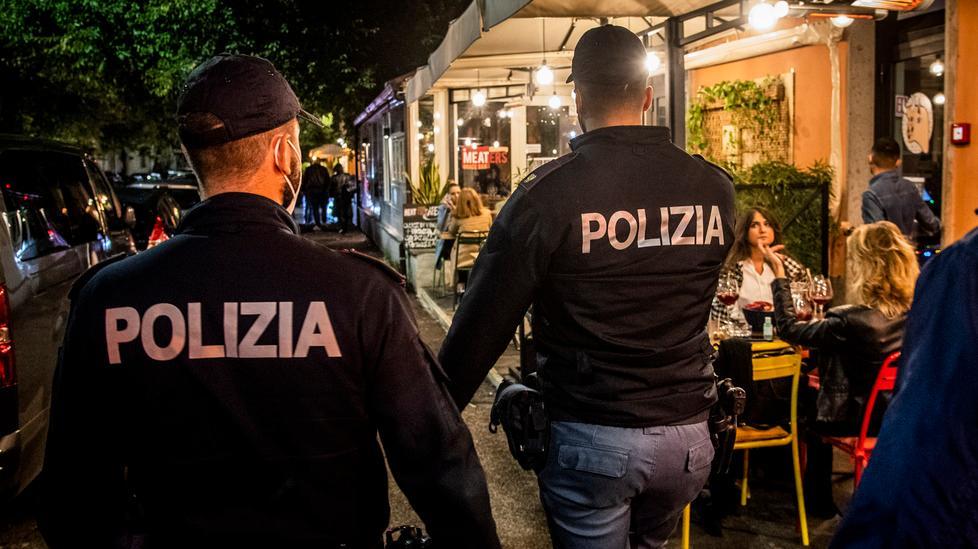 «Infame hai chiamato gli sbirri» Denunciati tre giovani del branco 
