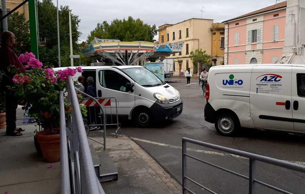 Centro chiuso per la fiera i commercianti protestano
