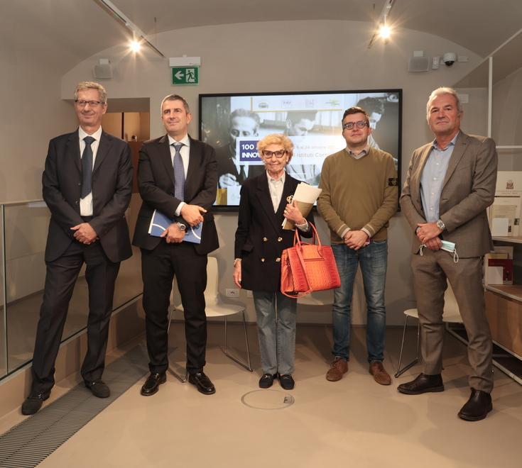 Mostra in centro, un concerto e i Pavironici 