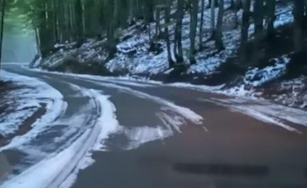 Appennino modenese Il Cimone si imbianca, la primissima neve in quota «Che sia di buon auspicio» 