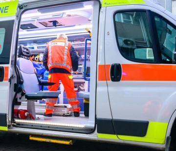 Campogalliano. Schianto tra due auto, grave un anziano 