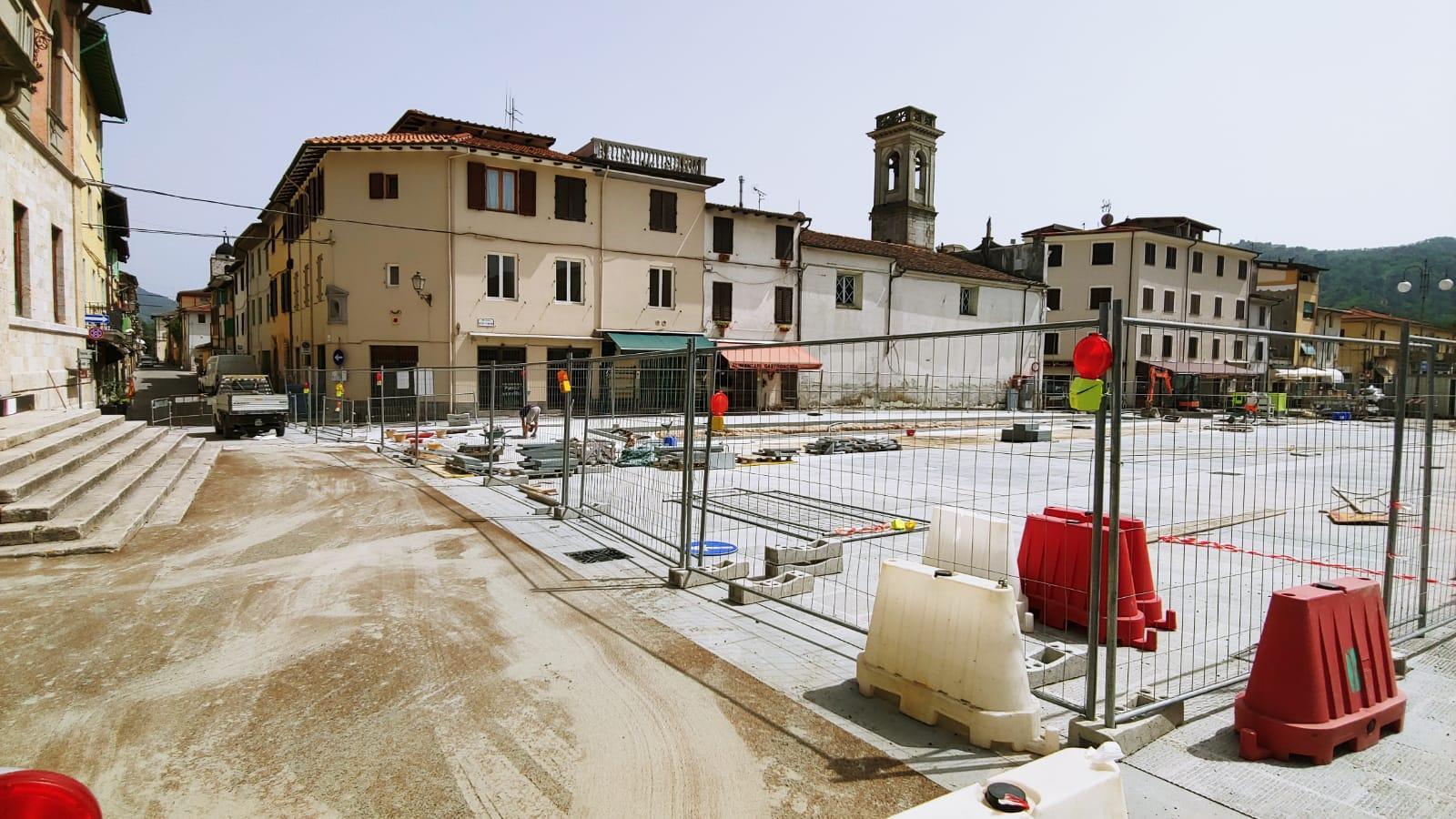 La piazza XXIX maggio durante i cantieri di primavera