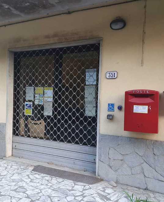 Pontestazzemese, armato rapina l’ufficio postale 