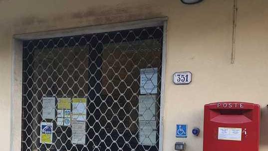 Pontestazzemese, armato rapina l’ufficio postale