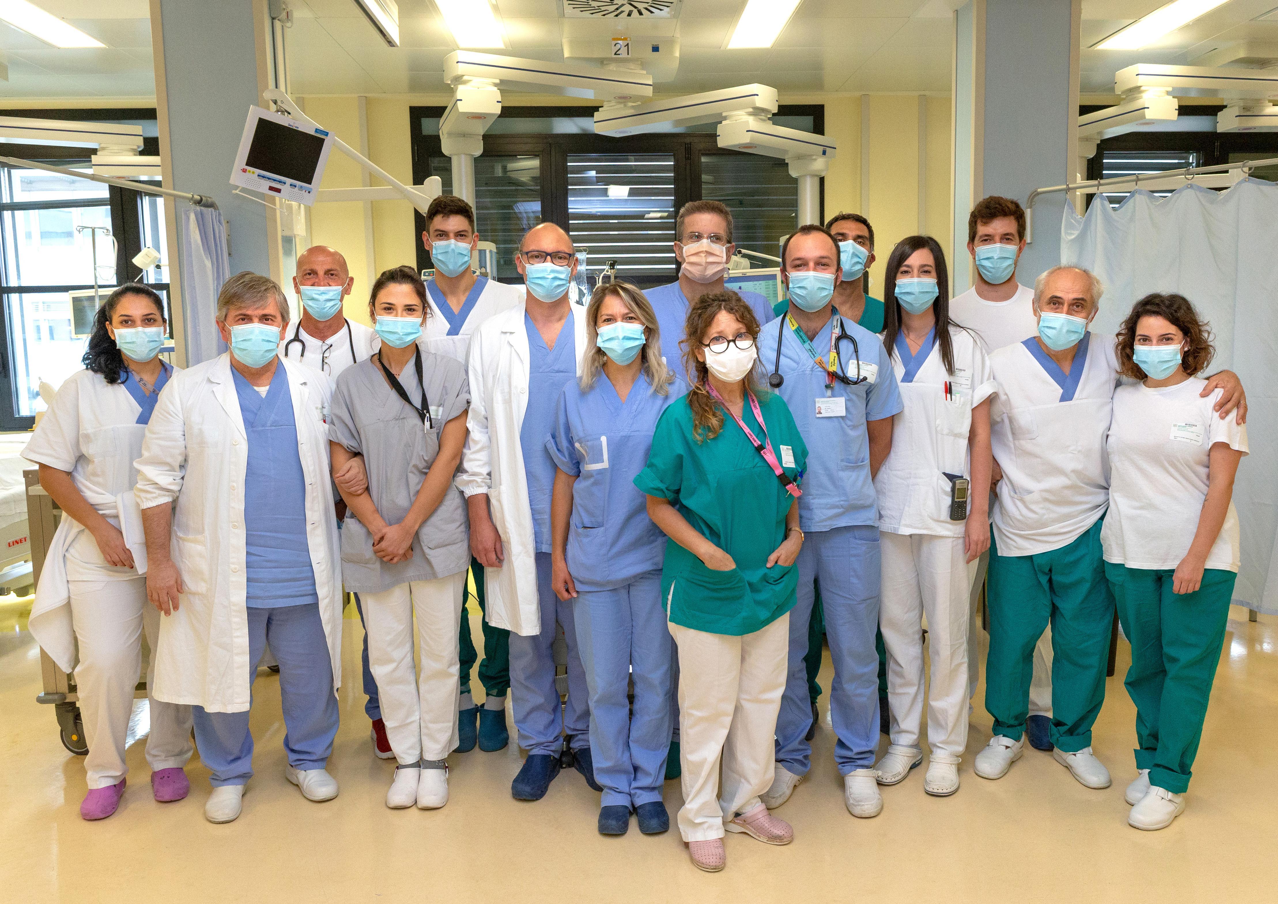 L'equipe di Rianimazione dell'ospedale Santa Maria Nuova di Reggio Emilia
