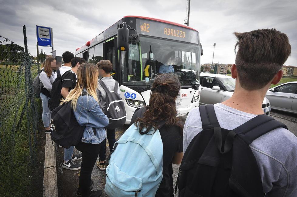 «Il distanziamento? Sui bus non sempre» 