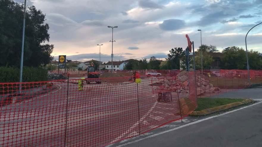 Nuova rotatoria di Ghezzano, i lavori rispettano le previsioni