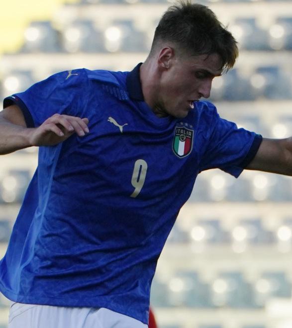 Colombo versione rifinitore Esposito un tempo in regia Spallini titolari, l’Italia vince