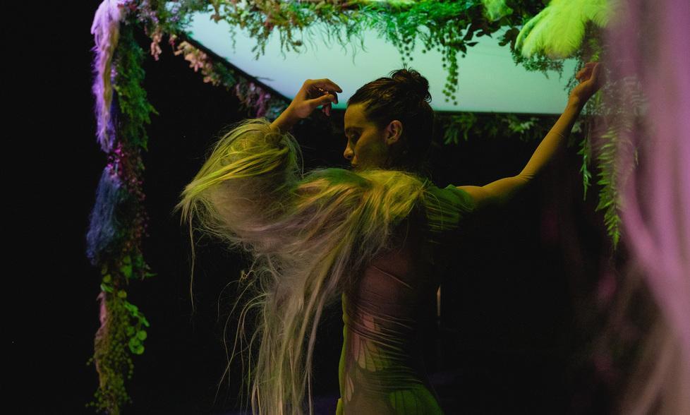Un “solo” di danza contemporanea sui passi di Annamaria Ajmone 