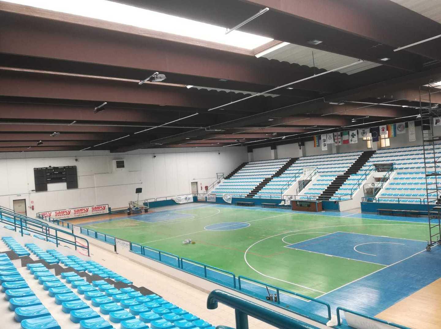 Nuova luce per il Palasport con l’impianto fotovoltaico 