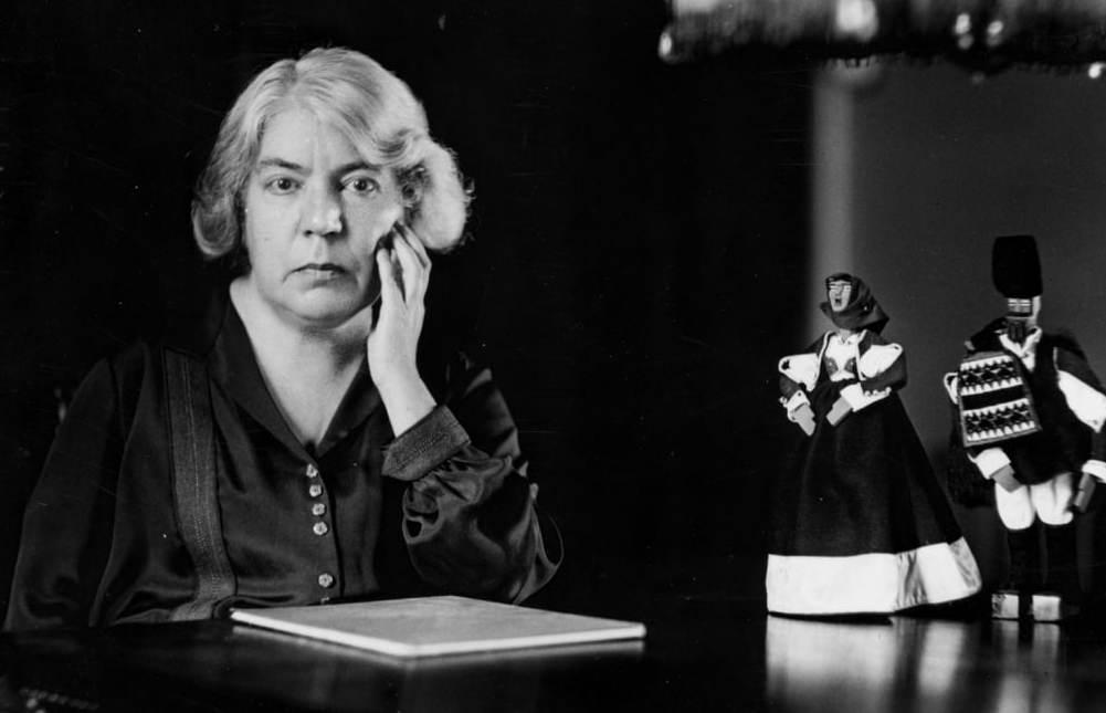 Grazia Deledda, un universo artistico al microscopio 