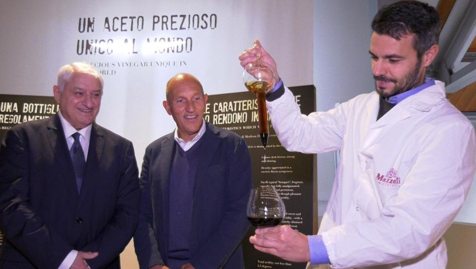 Modena, la sua terra e i suoi prodotti in tour tra piazza Roma, Carpi e Castelvetro