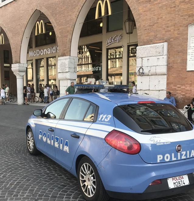 Ferrara, finisce nel mirino la nuova baby gang. La polizia: prevenire prima di arrestare 